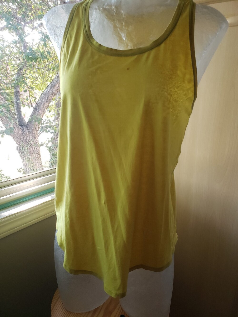 lululemon athletica Women's Olive Tank Top